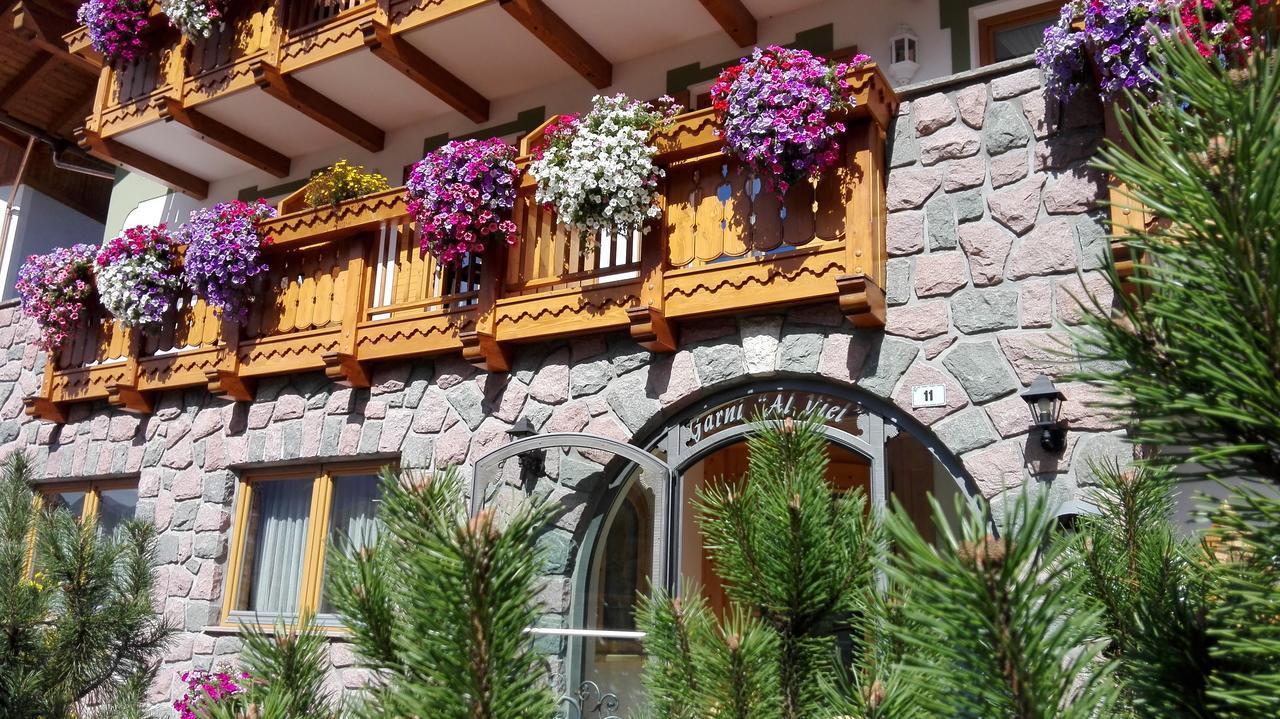 Hotel Al Viel B&B Canazei Luaran gambar
